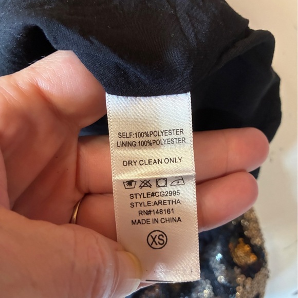 Buddy Love Aretha Dress XS, Leopard Print, Sequins, V-Neck, Excellent Condition - Picture 4 of 6